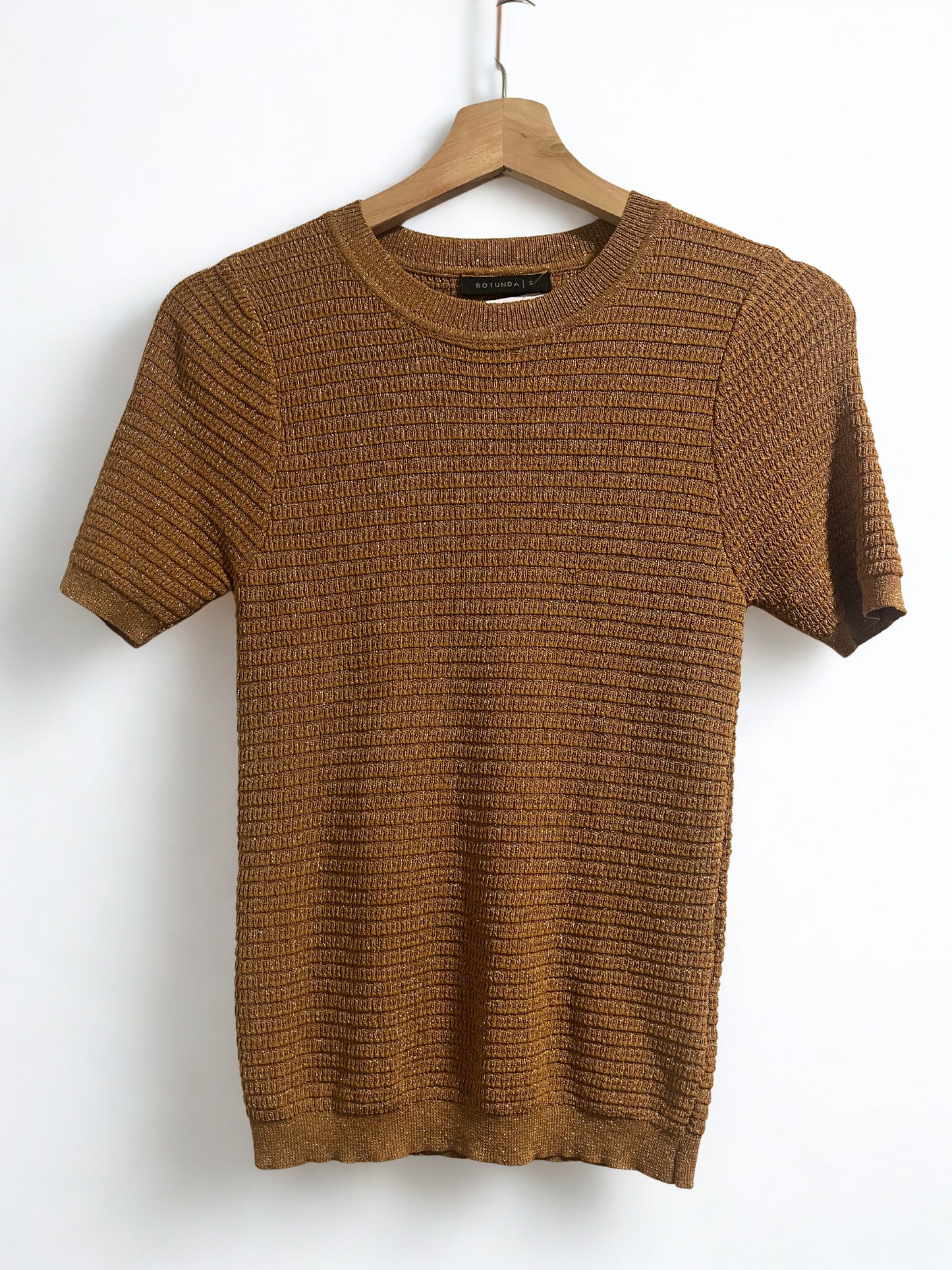 Remera Rotunda