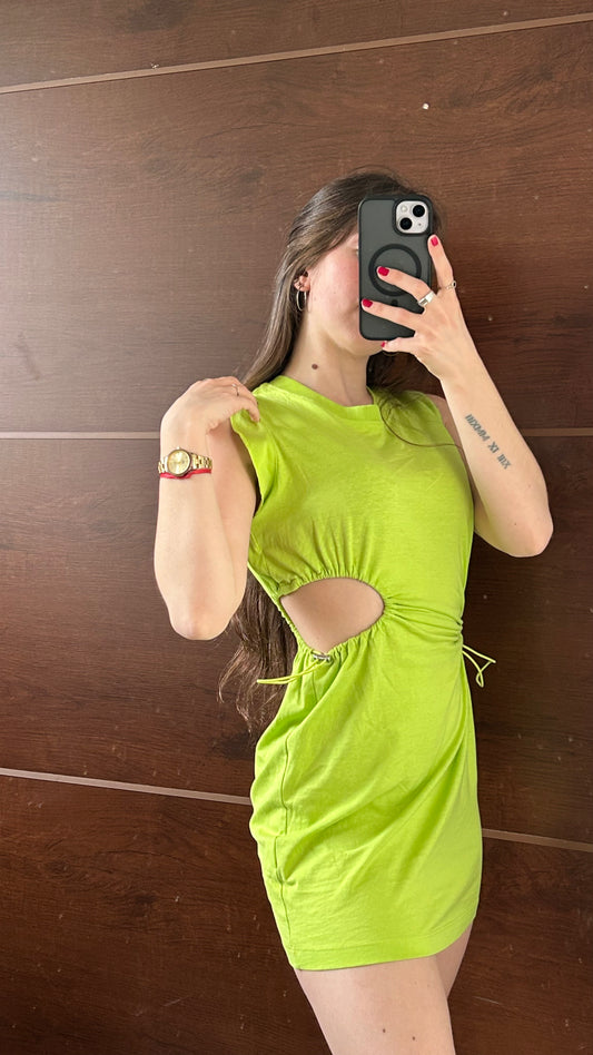 vestido BERSHKA verde lima