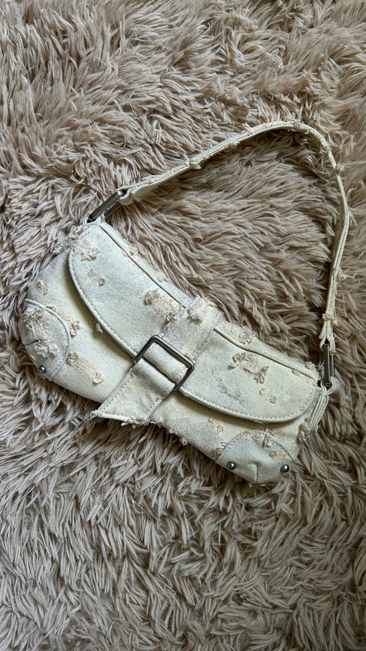 Cartera blanca ZARA tipo gastada