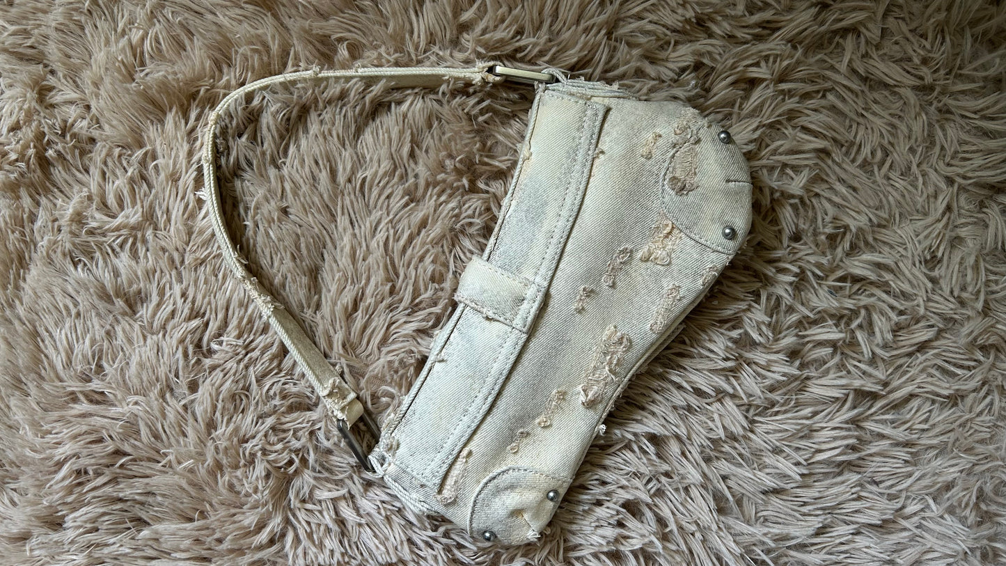 Cartera blanca ZARA tipo gastada