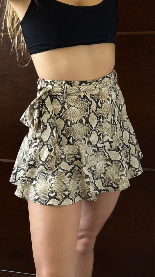 Short pollera ZARA