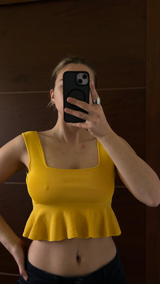 Musculosa ZARA mostaza hilo